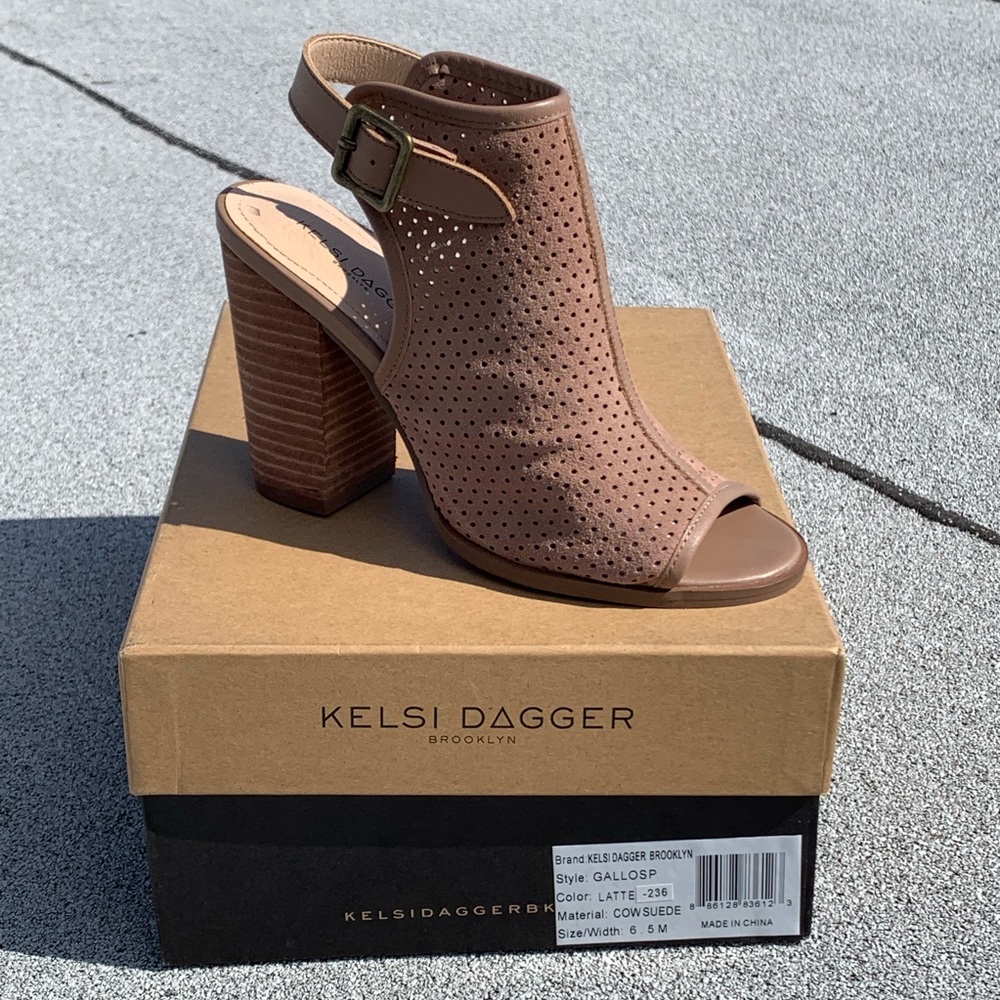 Kelsi Dagger Gallosp Latte Heel